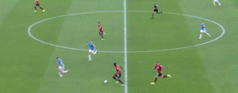 开云体育APP下载-【意甲】莱昂伊布破门 凯西失点 AC米兰2比0拉齐奥